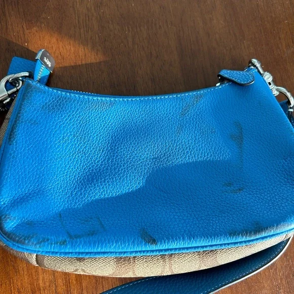 Coach Leather Crossbody Bag - Picture 6 of 7